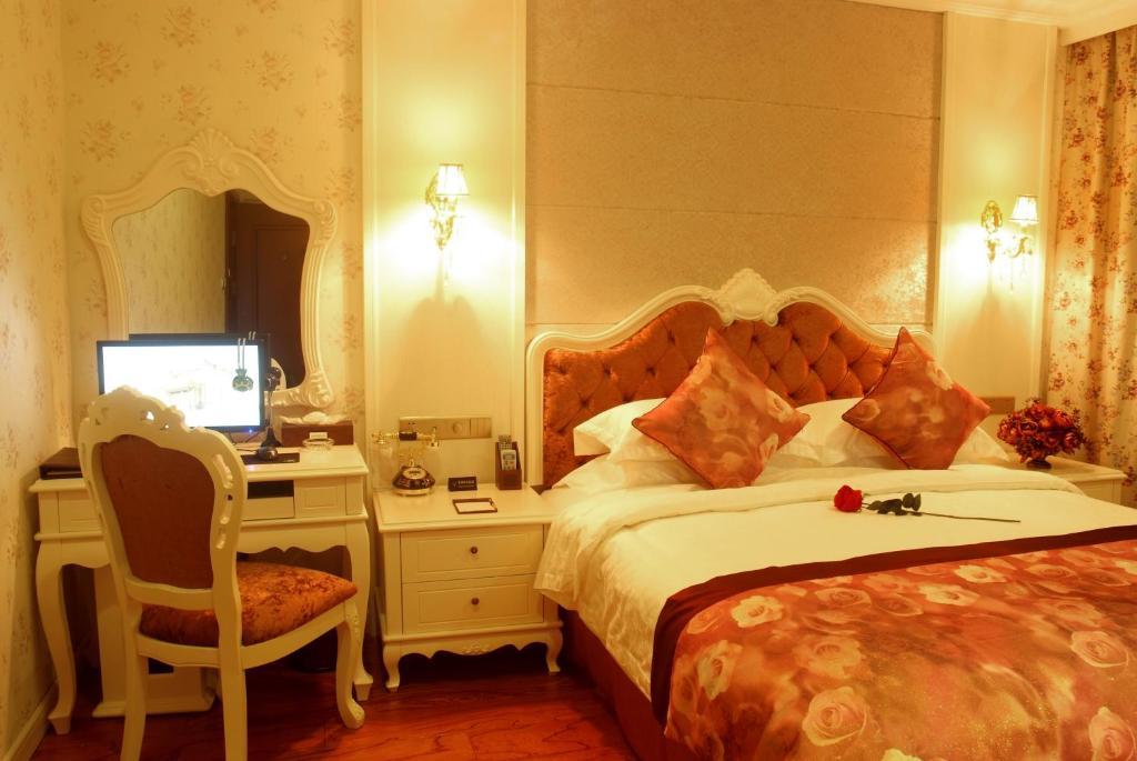 Enjoyland Hotel Jiaxing Room photo